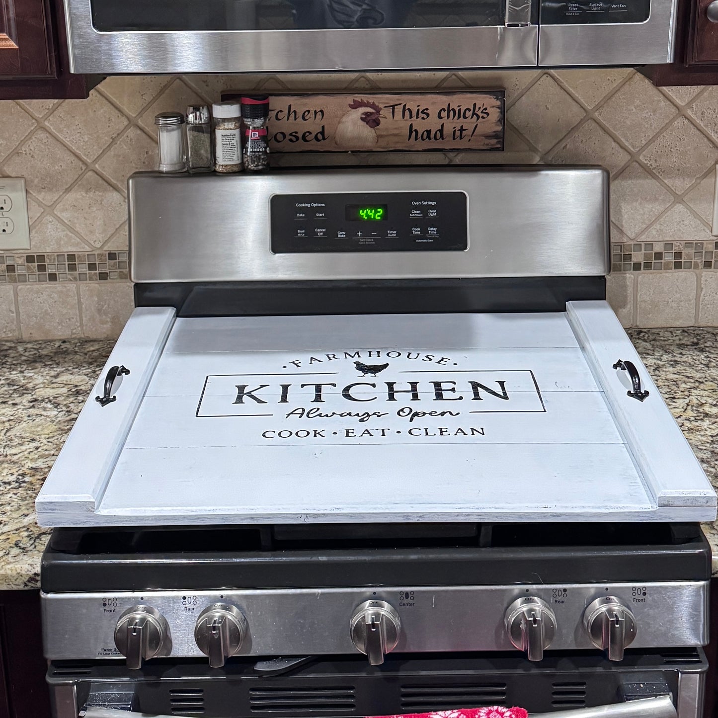 “Farmhouse Kitchen - Stove Top Cover / Noodle Board